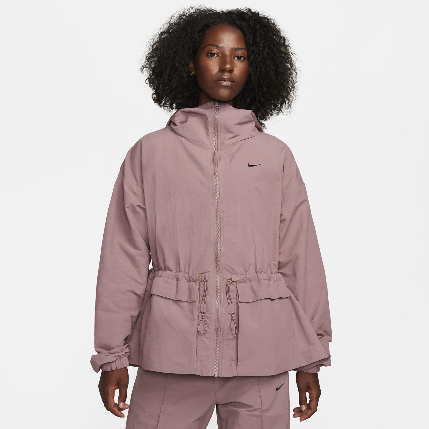 Nike NSW Everything Woven
Women's Oversized Hooded Jacket