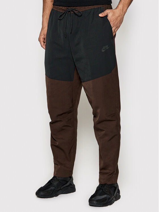 Nike Tech Essentials Repel Pants