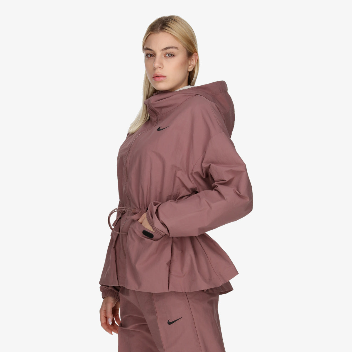 Nike NSW Everything Woven
Women's Oversized Hooded Jacket