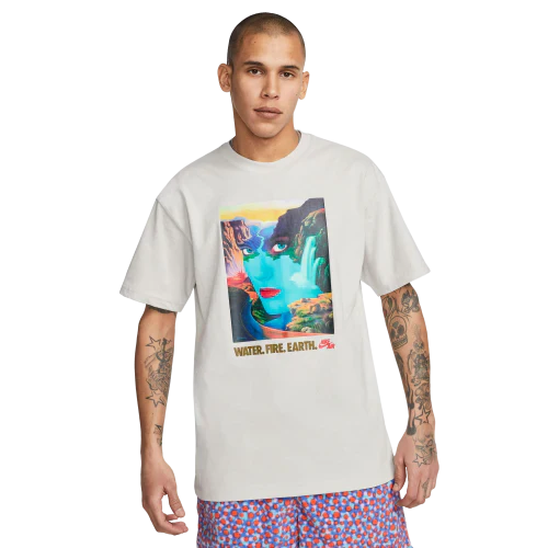 Nike Sportswear Tee