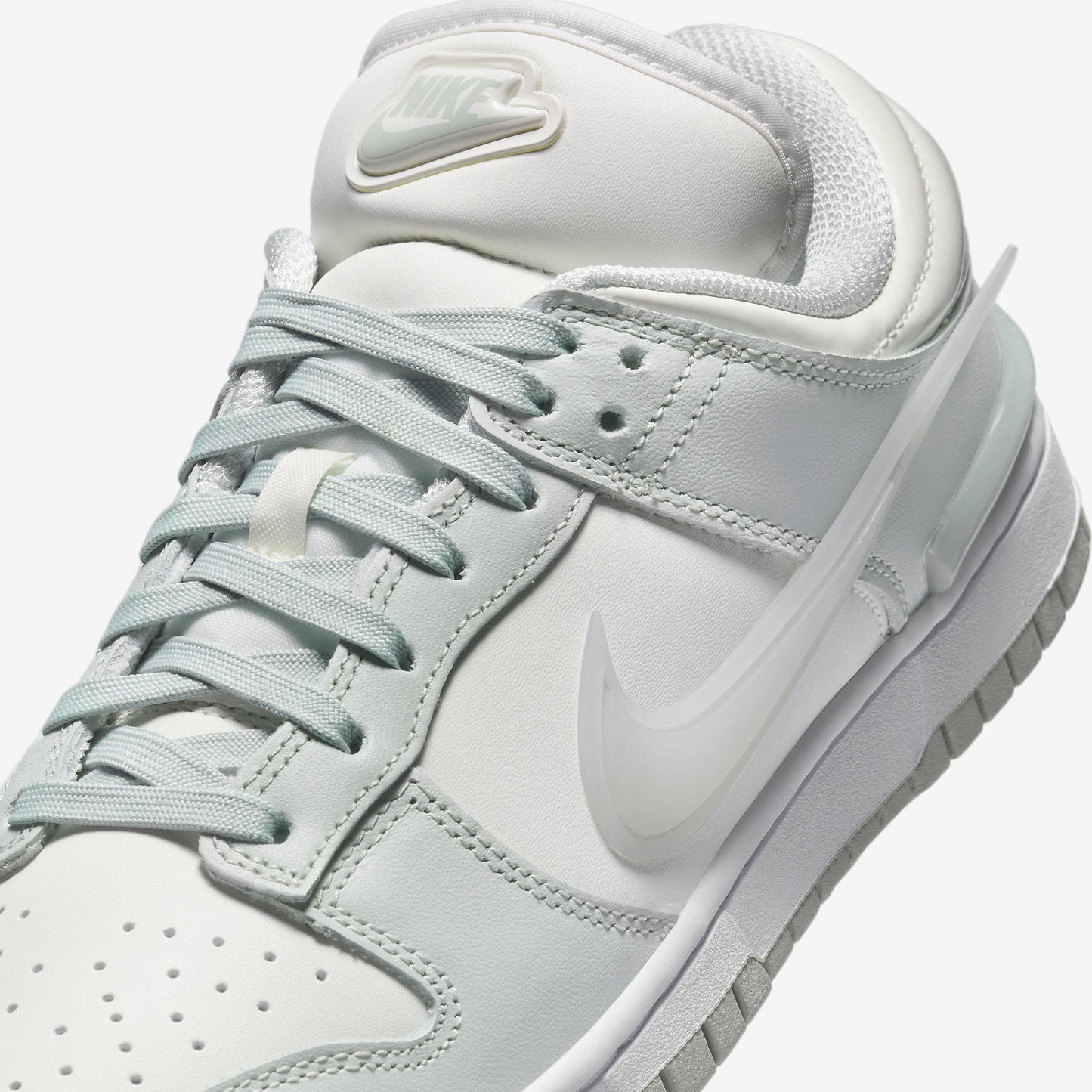 Dunk Low Twist Light Silver Women’s