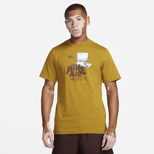 Nike Graphic Tee