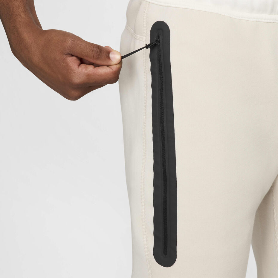 Nike Tech Joggers Light Orewood Brown