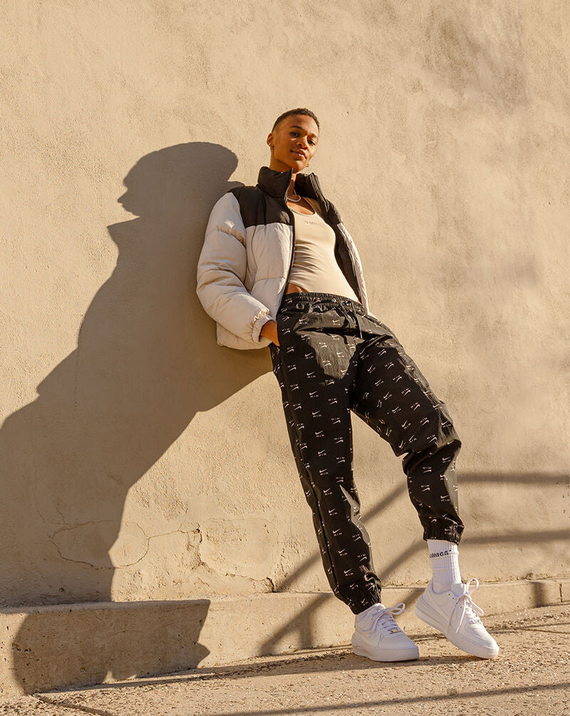 Nike NSW Air all over print mid rise pants