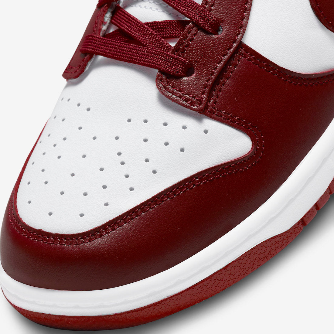 Dunk low Team red